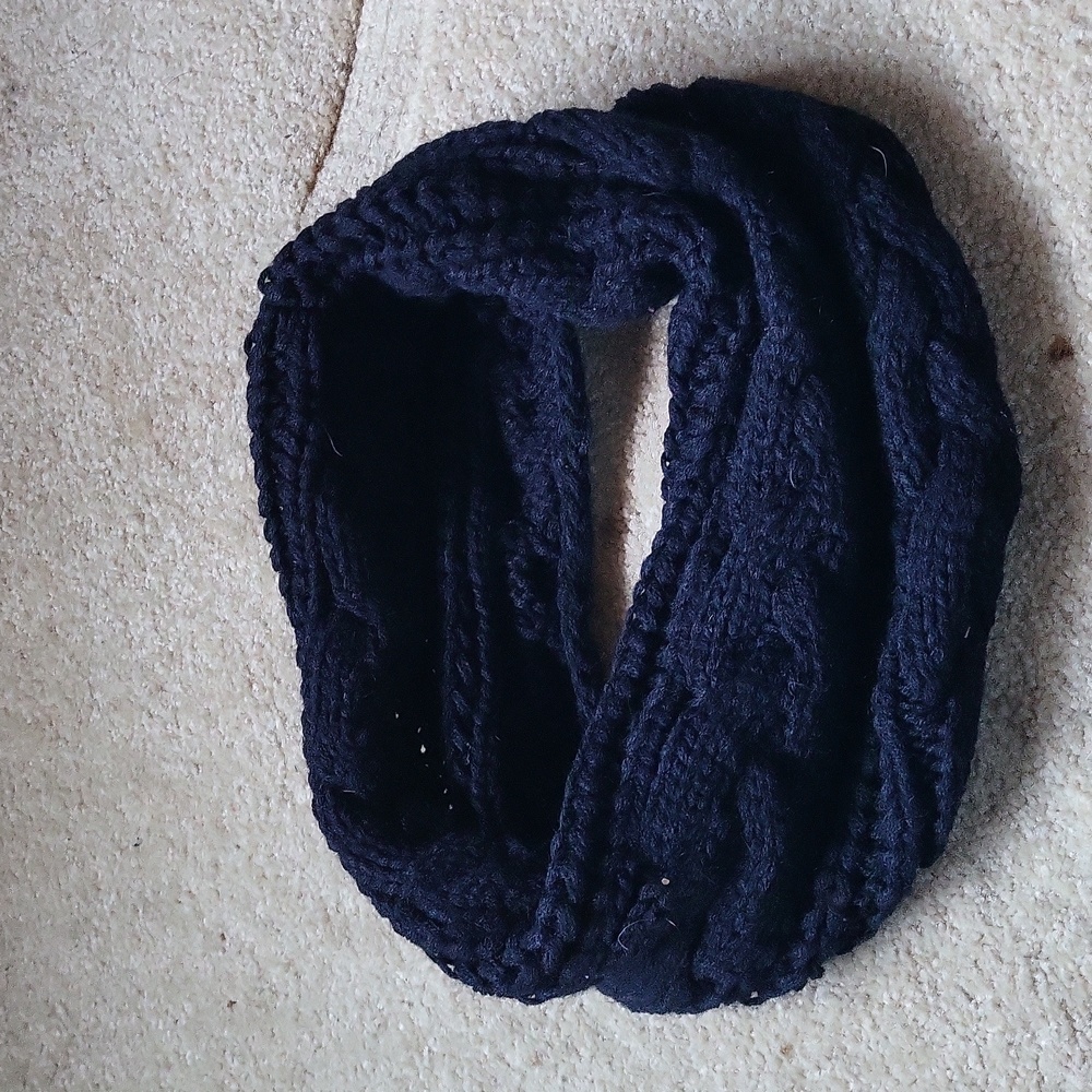 Black Woven Infinity Scarf